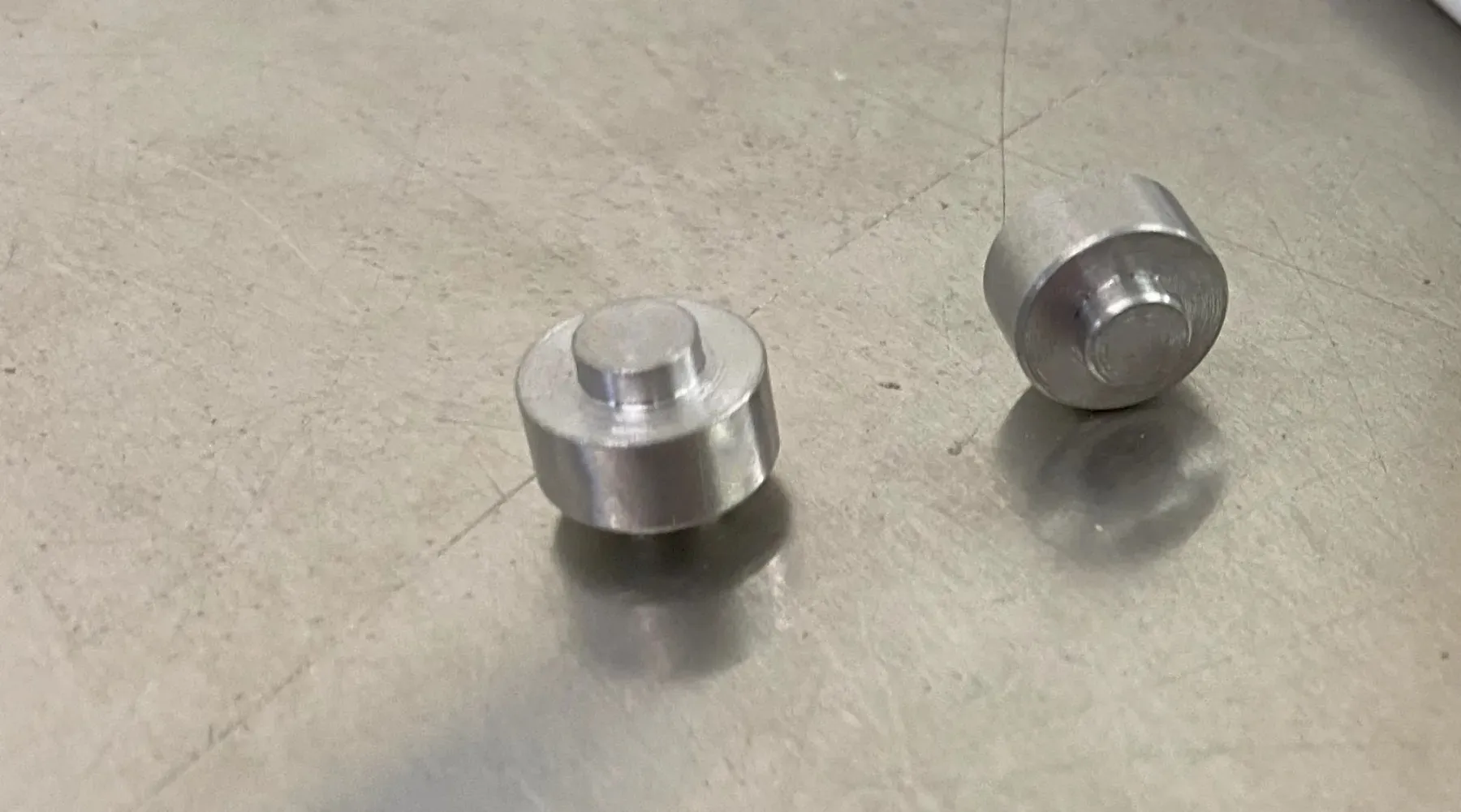 ピンΦ10xΦ7x14ℓ