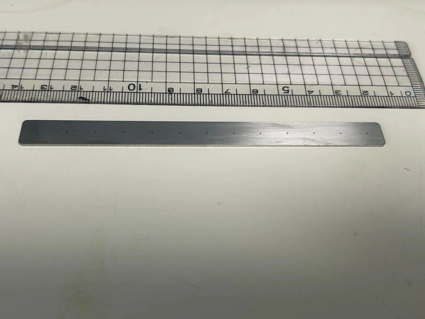 洗浄液噴射板微細孔加工φ0.4