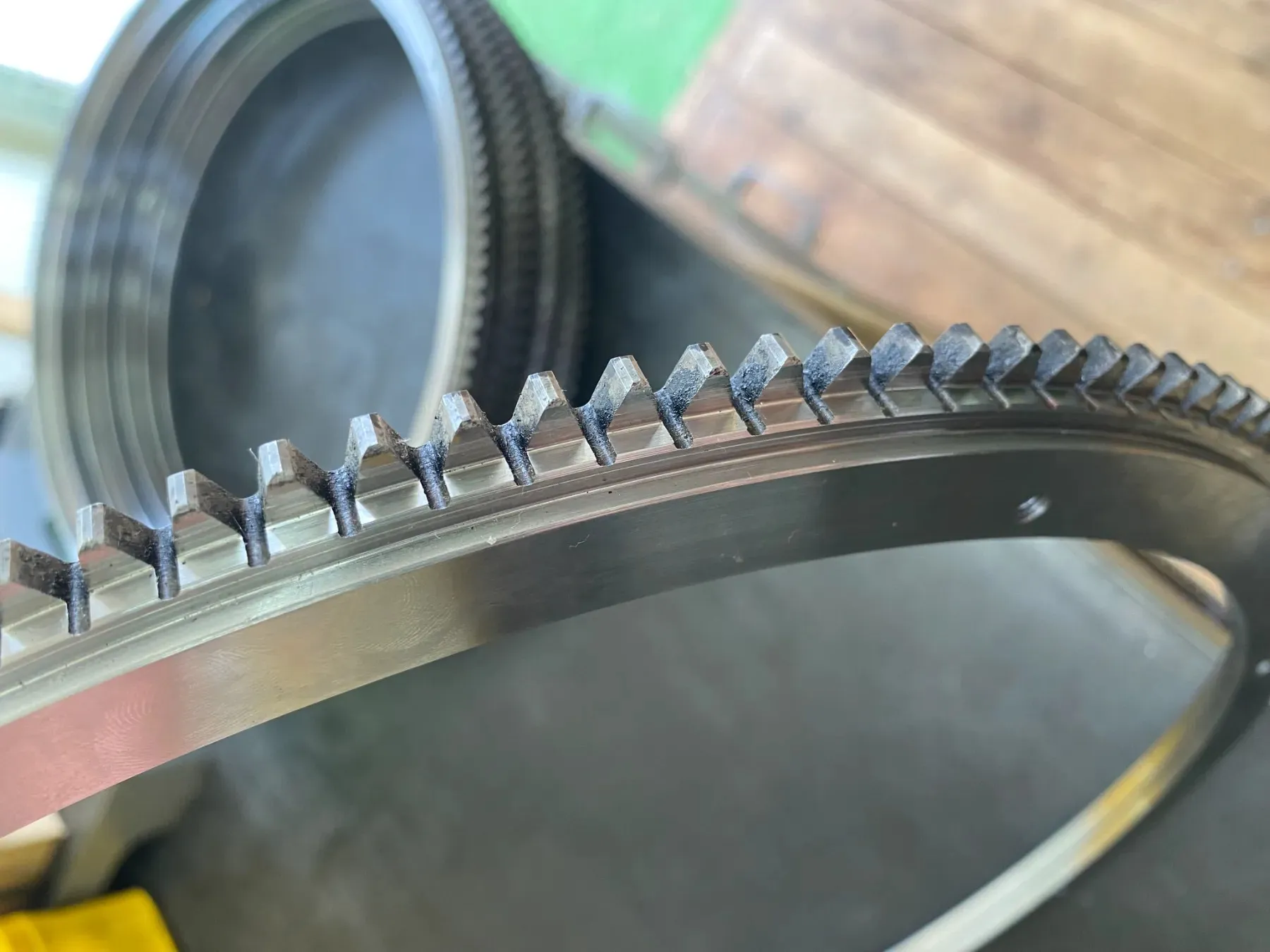 ギア 薄肉 高周波焼 Φ385xt16.5